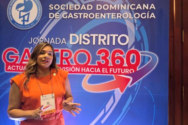 Problemas del colon, úlceras gástricas y hepatitis producida por el alcohol. Foto: Fuente externa 