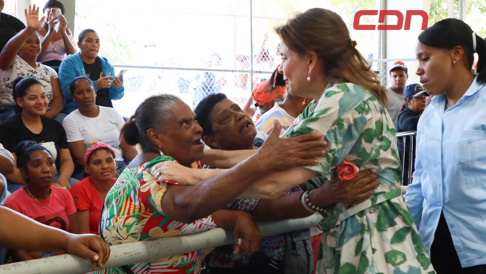 Vicepresidenta celebrando el Día de las Madres en Bahoruco.