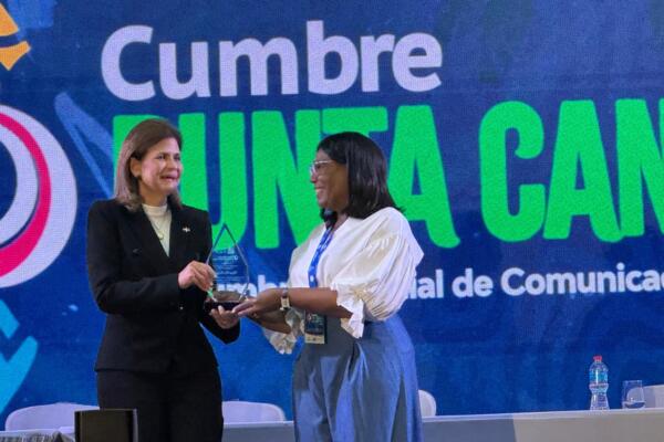La vicepresidenta de la República, Raquel Peña, encabezó este lunes 5 de mayo el acto inaugural de la XXII edición de la Cumbre Mundial de Comunicación Política, celebrada en Punta Cana. 