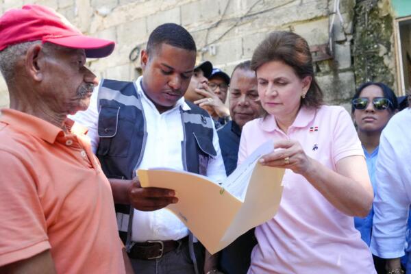 Raquel Peña encabeza respuesta del Gobierno en Puerto Plata tras inundaciones
