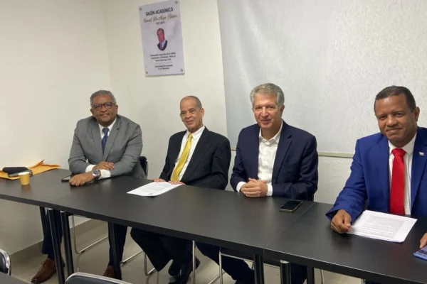 Emplazan a JCE para que retire proyecto sobre candidaturas independientes