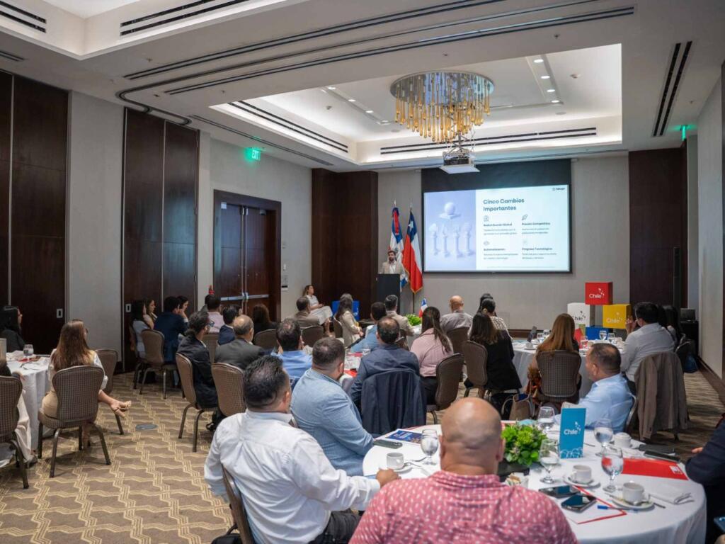 Misión TIC 2025 conectó empresarios chilenos y dominicanos