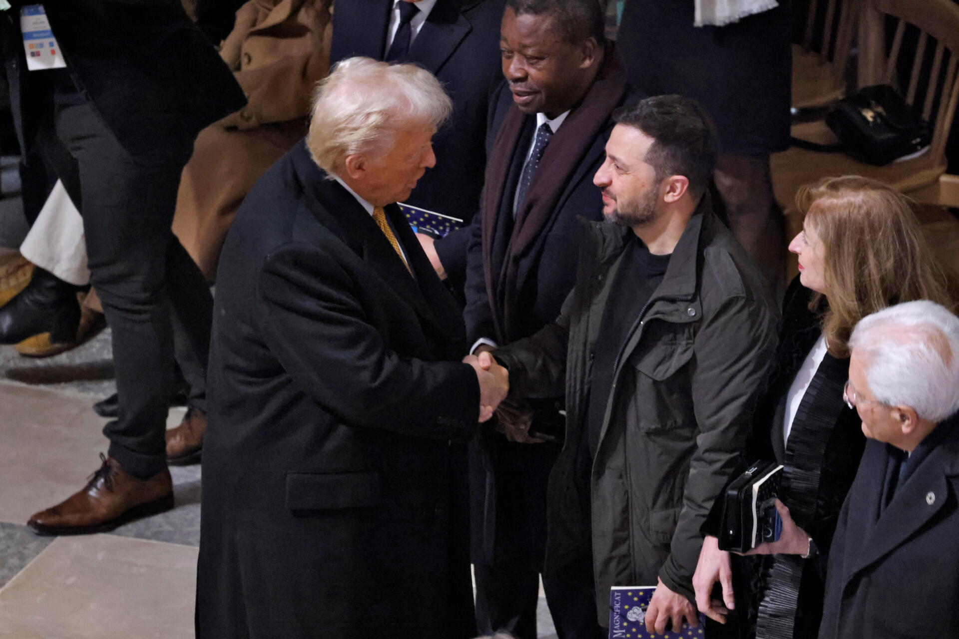 Fotografía de archivo del presidente estadounidense, Donald Trump, y el ucraniano, Volodímir Zelenski.