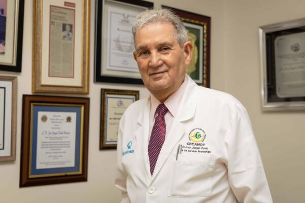 El doctor José Joaquín Puello afirmó que es insostenible el pago de 75% de honorarios de Cecanot a los médicos. Foto: Fuente Externa