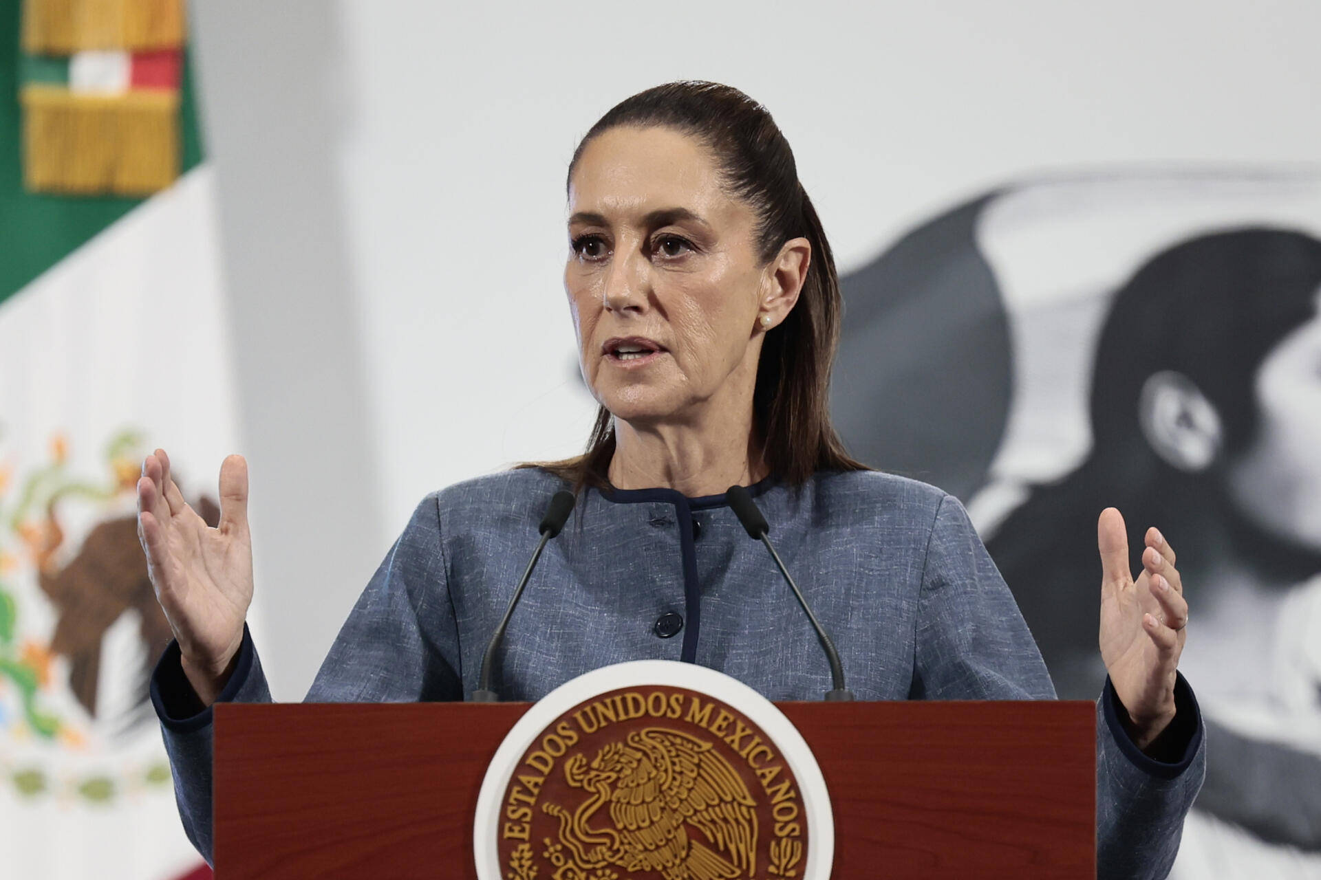 Secretaria de Seguridad de EE.UU. acusa a Sheinbaum de alentar las protestas de Los Ángeles