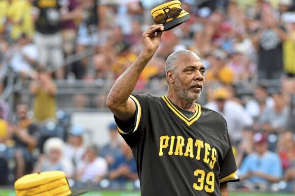 Conocido afectuosamente como «La Cobra», Parker dejó una huella significativa en la liga invernal dominicana (Lidom). Durante dos temporadas.