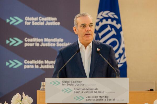 Luis Abinader reafirmó el compromiso de su gobierno con una justicia social que se construya desde el respeto y la inclusión.