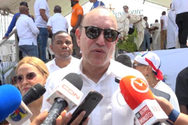 Ulises Rodríguez, alcalde de Santiago.