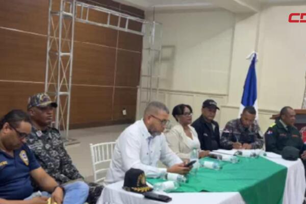 Autoridades civiles y militares del municipio de Villa Altagracia.