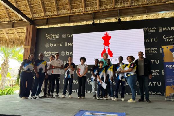 Durante la jornada, los participantes compartieron un espacio de sana competencia y crecimiento intelectual, promoviendo valores como la concentración, el respeto, la estrategia y la toma de decisiones, pilares fundamentales que Caribbean Chess Academy impulsa desde sus aulas.