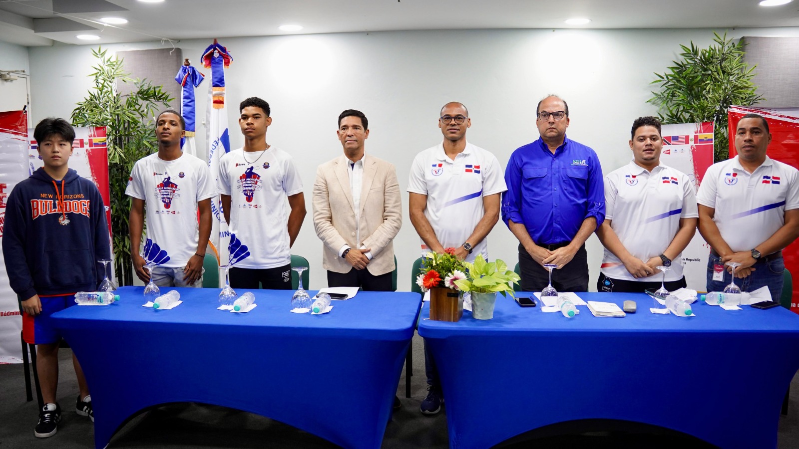 El ejecutivo de la Fedobad aprovechó la ocasión para agradecer al Colegio Bilingüe New Horizons por la oportunidad que le ha brindado al bádminton dominicano en los aspectos competitivos y de desarrollo, así como al apoyo del Ministerio de Deportes y Recreación (Miderec) y el Instituto Nacional de Educación Física (Inefi)
