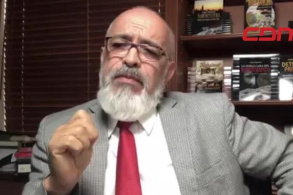 El comunicador Ángel Martínez compareció este lunes ante el tribunal para conocer la medida de coerción solicitada en su contra.