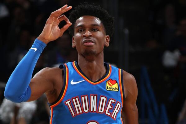 Gilgeous-Alexander, estelar jugador de OKC, anotó nueve tantos de formas seguida en la parte final del encuentro mientras su organización tomaba el control del partido.