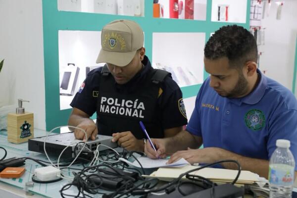 Desarticulan banda dedicada al fraude financiero. 