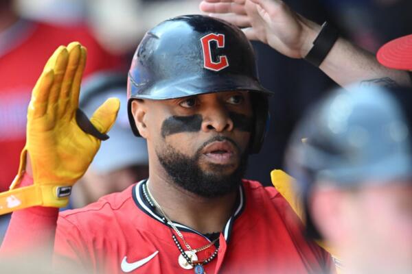 Carlos Santana conectó Grand Slam para celebrar su 15 años en MLB en los resultados del miércoles 11 de junio