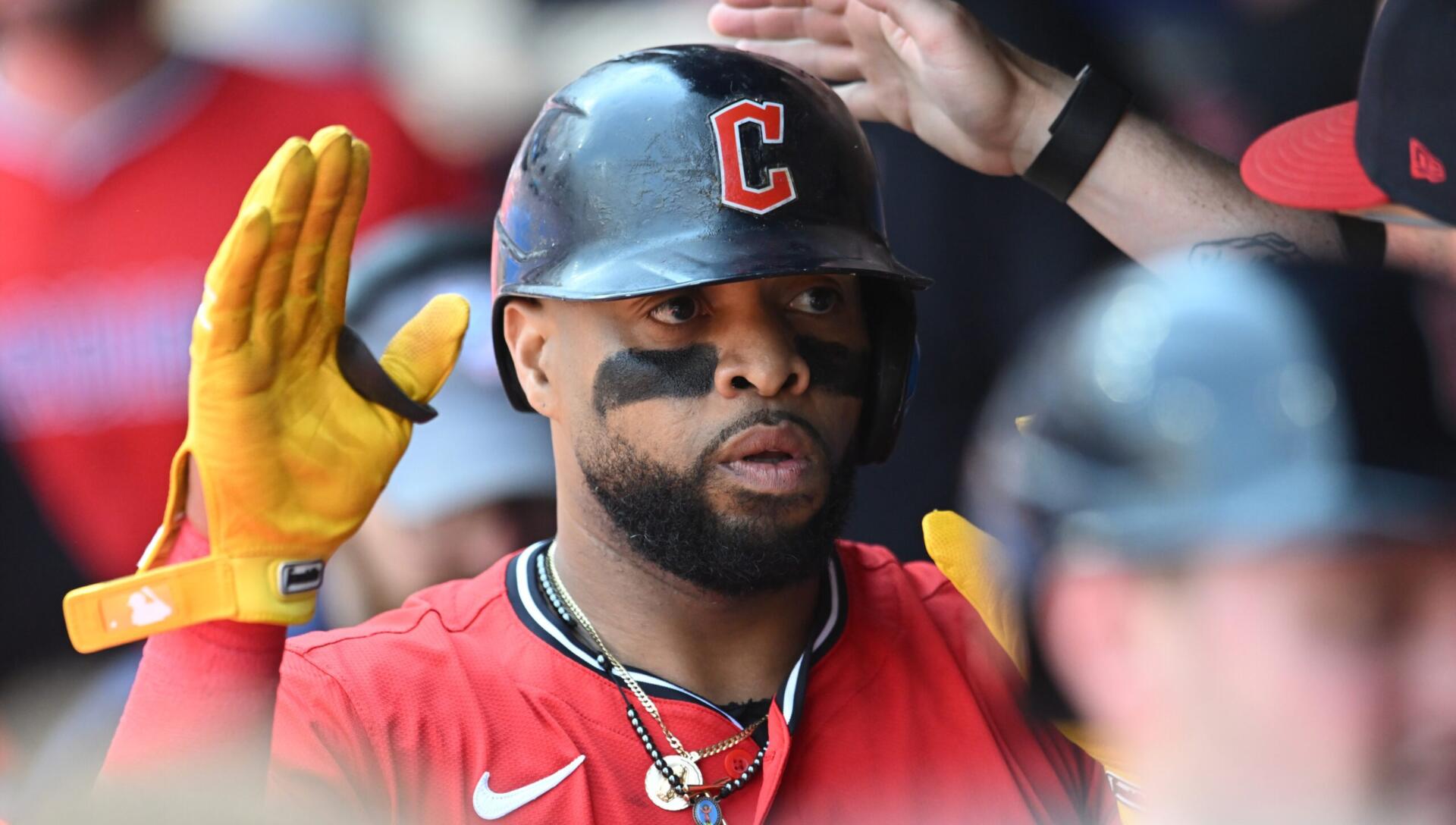 Carlos Santana conectó Grand Slam para celebrar su 15 años en MLB en los resultados del miércoles 11 de junio