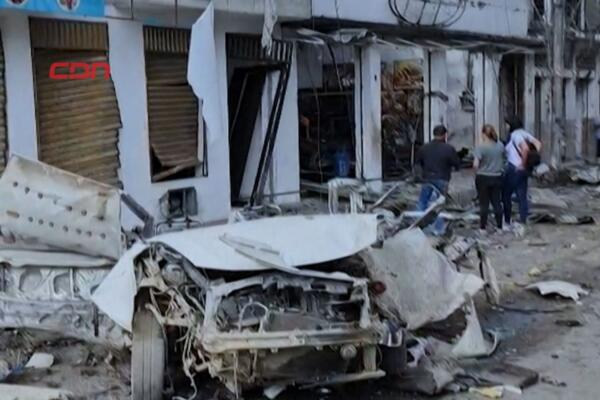 Siete atentados con explosivos en una región de Colombia dejan al menos un muerto.