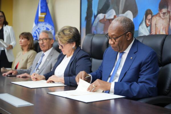 UASD e Indomet sellan alianza para impulsar la formación e investigación en ciencias atmosféricas.