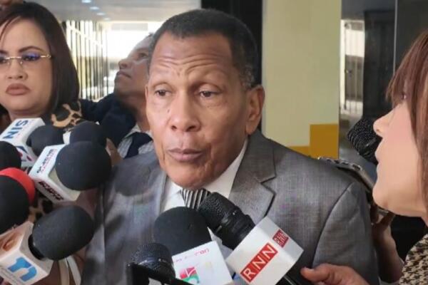 Senadores sugirieron al presidente Abinader convocar su equipo económico para enfrentar la crisis internacional en Oriente Medio.
