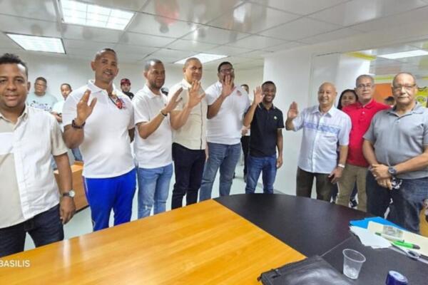 José Luís Aracena reelecto presidente de Abasaca con apoyo unánime de 53 clubes