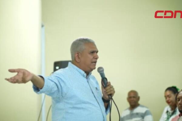 Corrientes enfrentadas dentro de FP realizan actividades paralelas y piden intervención de su presidente.