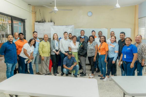 Edesur desarrolla plan de readecuación del sistema eléctrico en Cristo Rey.
