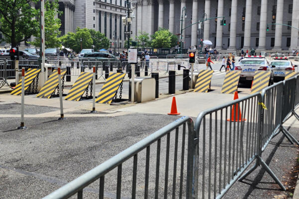 Autoridades de Inmigración en Nueva York negaron hoy el acceso a sus instalaciones en el edificio federal en Manhattan a los congresistas demócratas Jerrold Nadler y Dan Goldman. EFE