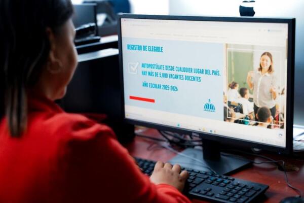 Minerd: Más de 5,500 docentes aplican a plazas para el año escolar 2025-2026.