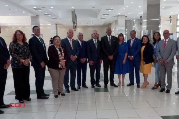El programa de formación, titulado “Enfoque Estratégico para la Gestión del Control Interno”, fue impartido en el salón de Orientación de la Biblioteca Pedro Mir de la UASD.