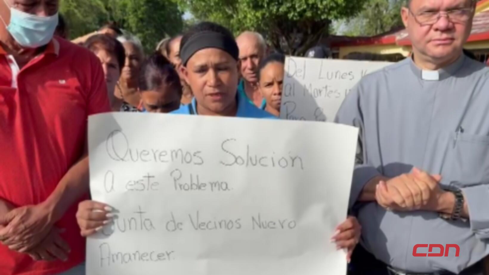 En Moca anuncian paro para exigir muro de gaviones en carretera deteriorada