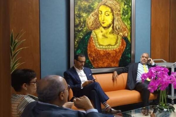 Antonio Espaillat junto a su abogado en la PGR
Foto: fuente externa