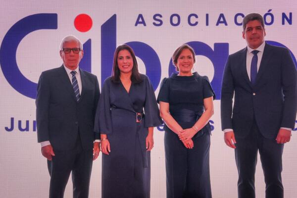 Presentación nueva identidad corporativa de Asociación Cibao. Foto: Fuente externa