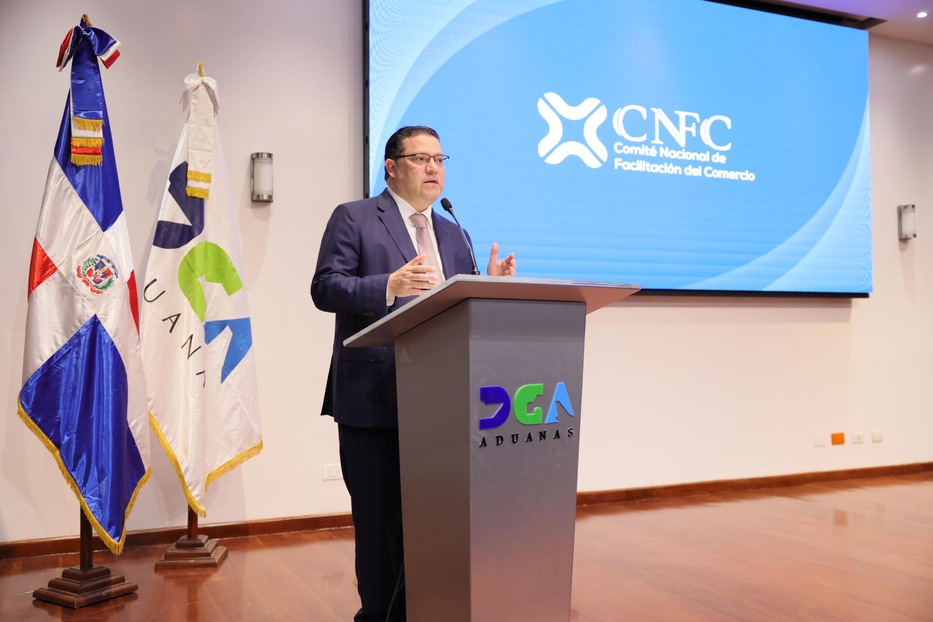 CNFC reconoce la eficiencia del despacho de carga refrigerada en horario extendido