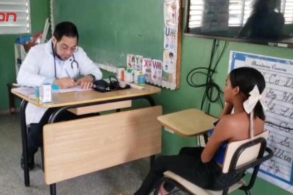 En el operativo médico también se dieron medicamentos gratis.  