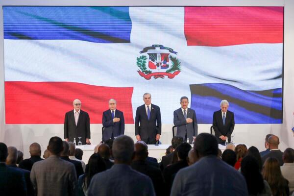 Legisladores valoran cartas de Abinader y expresidentes sobre Haití y piden acciones urgentes de la ONU