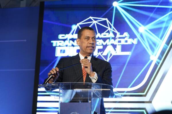 Guido Gómez Mazara, presidente del Indotel, resaltó alcances en transformación digital y conectividad con la Televisión Terrestre Digital / foto: Yovanny Corporán