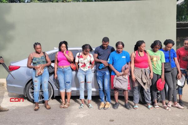 El grupo estaba compuesto por tres hombres y seis mujeres.  Foto: Fuente externa 