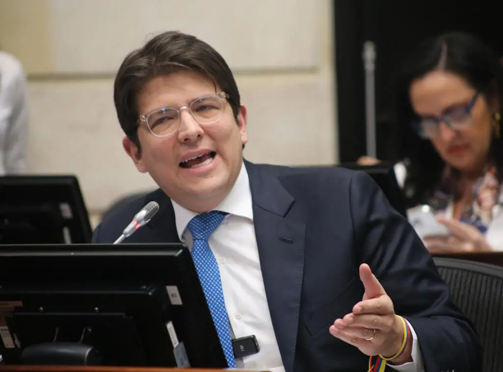 Quién es Miguel Uribe Turbay y qué recuerda su atentado?