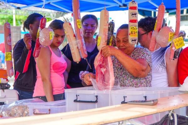 Feria “Inespre con las Madres” llega a Cristo Rey.