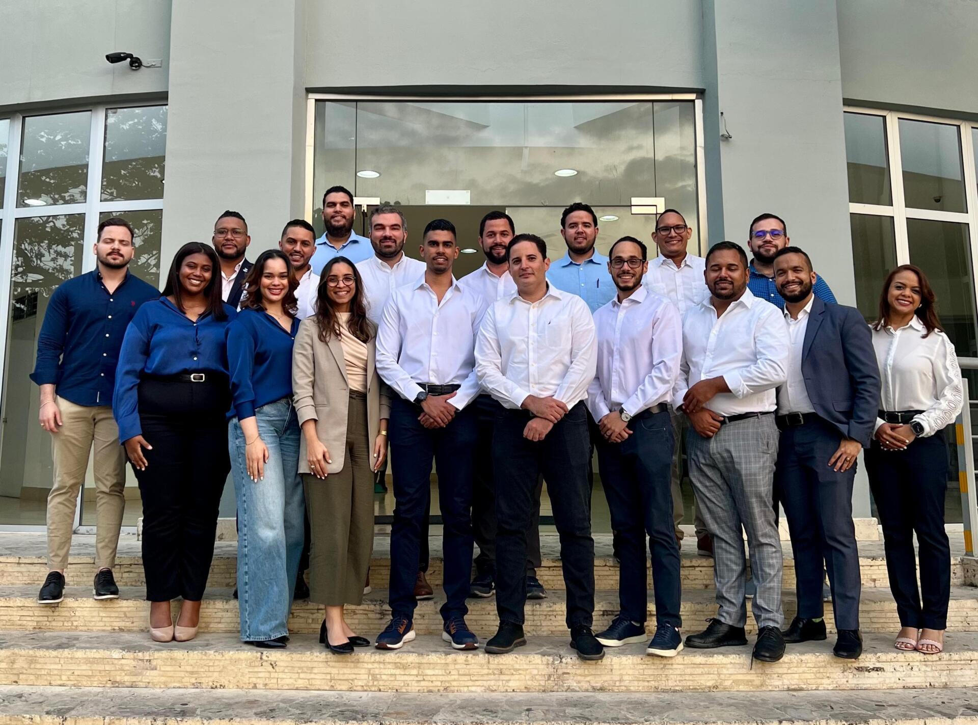Joempro y el Comité de Jóvenes de la Cámara de Comercio de Santiago firman acuerdo para beneficiar jóvenes emprendedores del Cibao