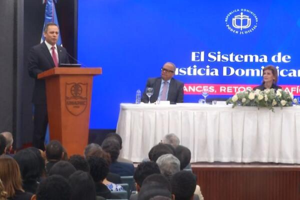 Presidente de la Suprema Corte de Justicia pide disminuir número de casos que van a juicio de fondo.