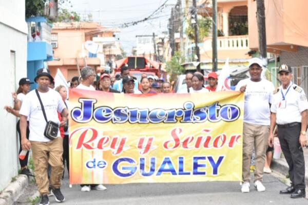 Marcha “Operación Josué” alerta sobre impacto de redes y música urbana en la juventud.
