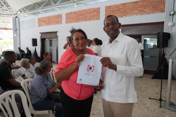 De los 341 certificados entregados, 162 corresponden a beneficiarios del Proyecto El Café de Herrera.
