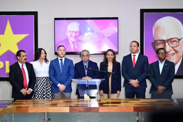 El Partido de la Liberación Dominicana (PLD) advirtió este lunes sobre el creciente deterioro del poder adquisitivo de los dominicanos.