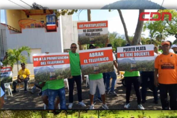 Los comerciantes en Puerto Plata mostraron su frustración al no recibir respuesta por parte de las autoridades. 