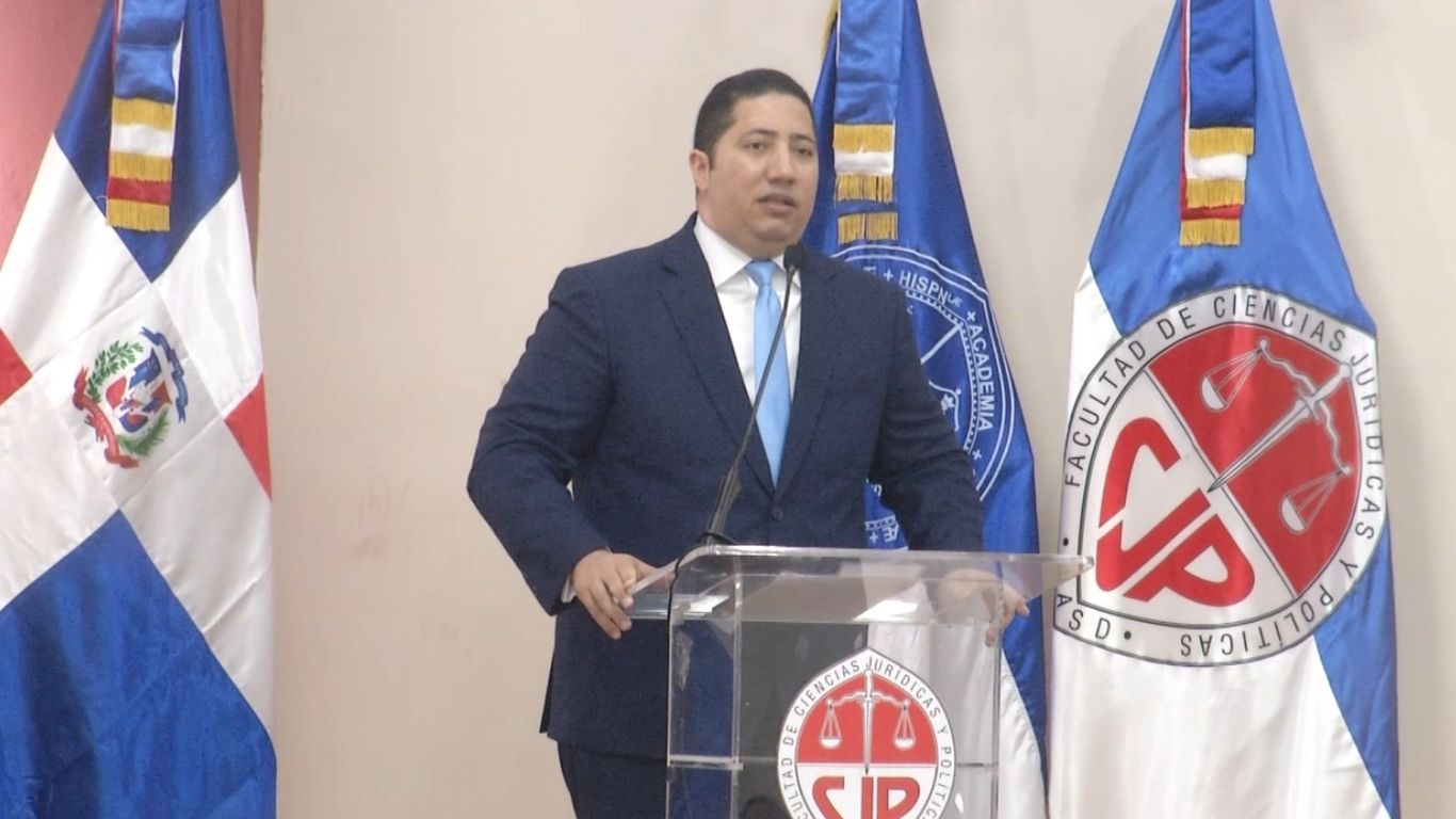 Expertos de distintas áreas del saber respaldaron este lunes que sea aprobado del proyecto de ley que busca crear un Ministerio de Justicia.