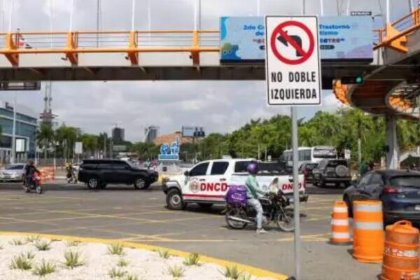 Restricción de giros a la izquierda y nuevas medidas de tránsito en el Gran Santo Domingo