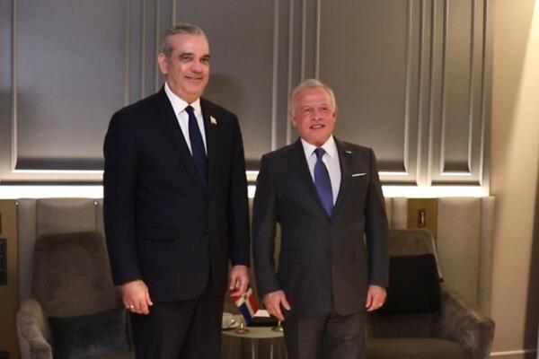 Presidente Luis Abinader y Rey de Jordania, Abdalá II bin Al Hussein.