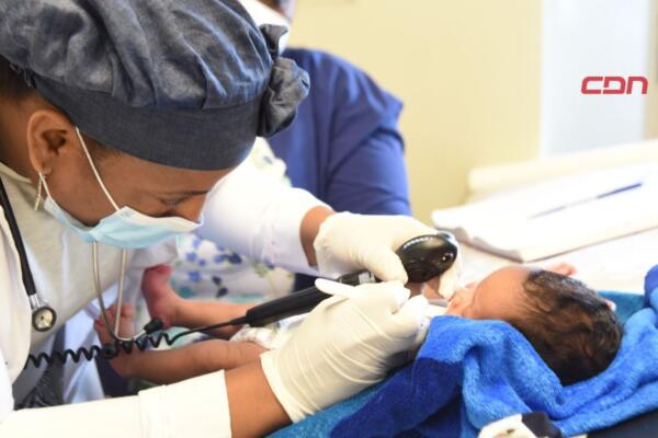 RD alcanza la tasa de mortalidad neonatal e infantil más baja en 15 años, según el SNS.