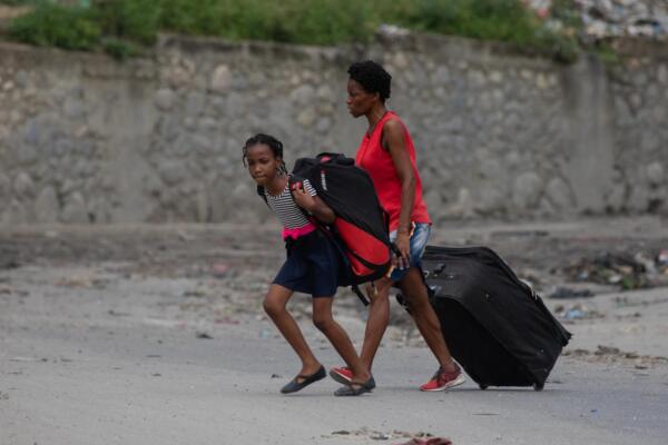  Uno de cada seis niños se ha desplazado por la violencia en Haití, según Save the Children